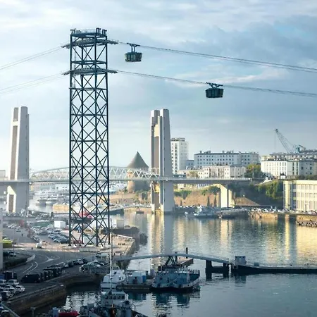 Place Keruscun Proximite De La Gare Avec Internet Апартаменты
